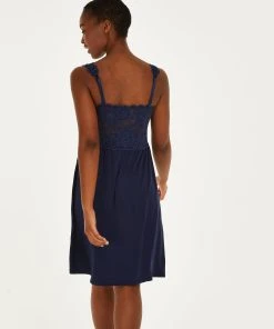 Slipdress Nora Lace -Hunkemöller-Shop 175239 4 1