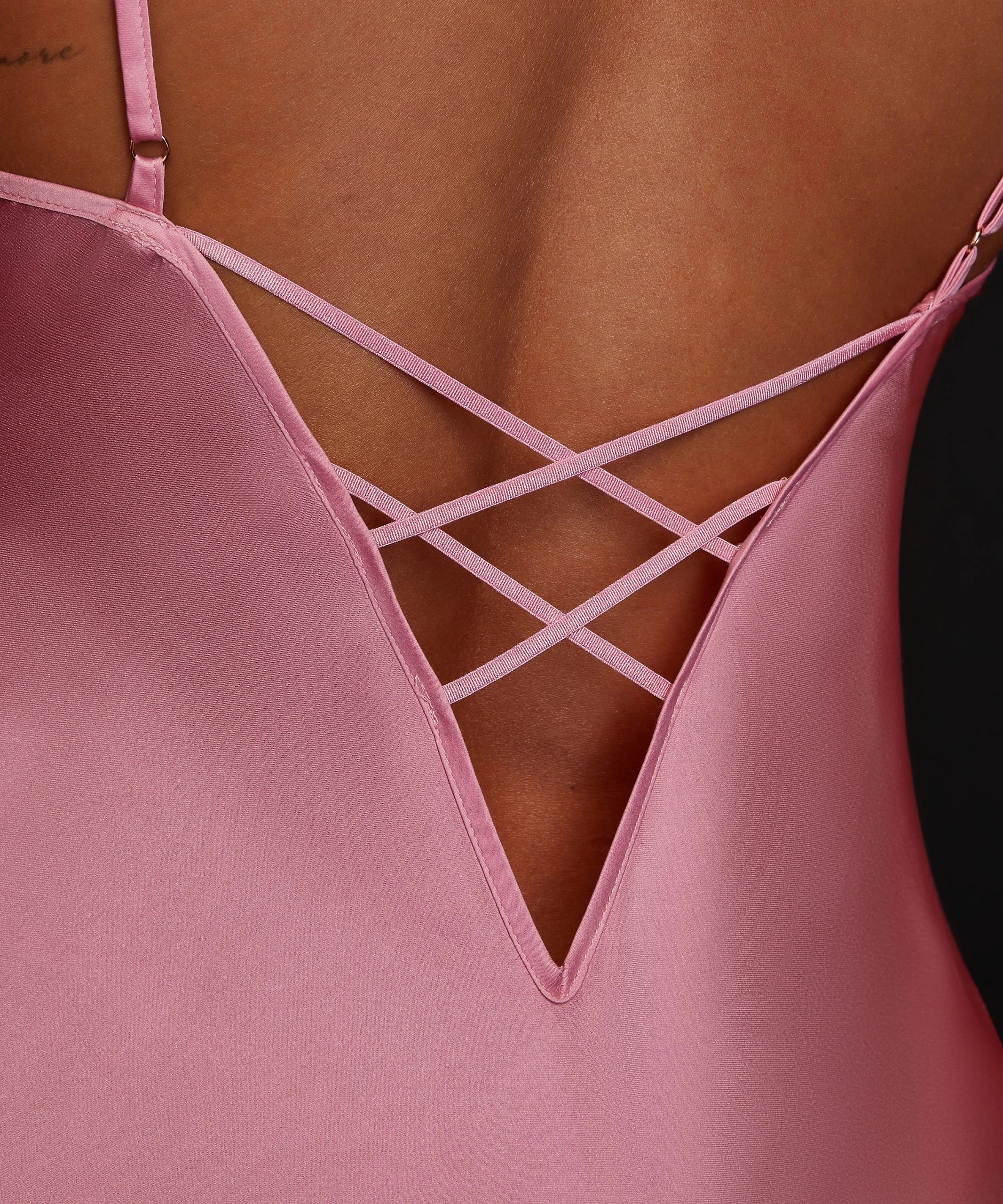 Slipkleid Kae 4 Slipkleid Kae – Bild 2