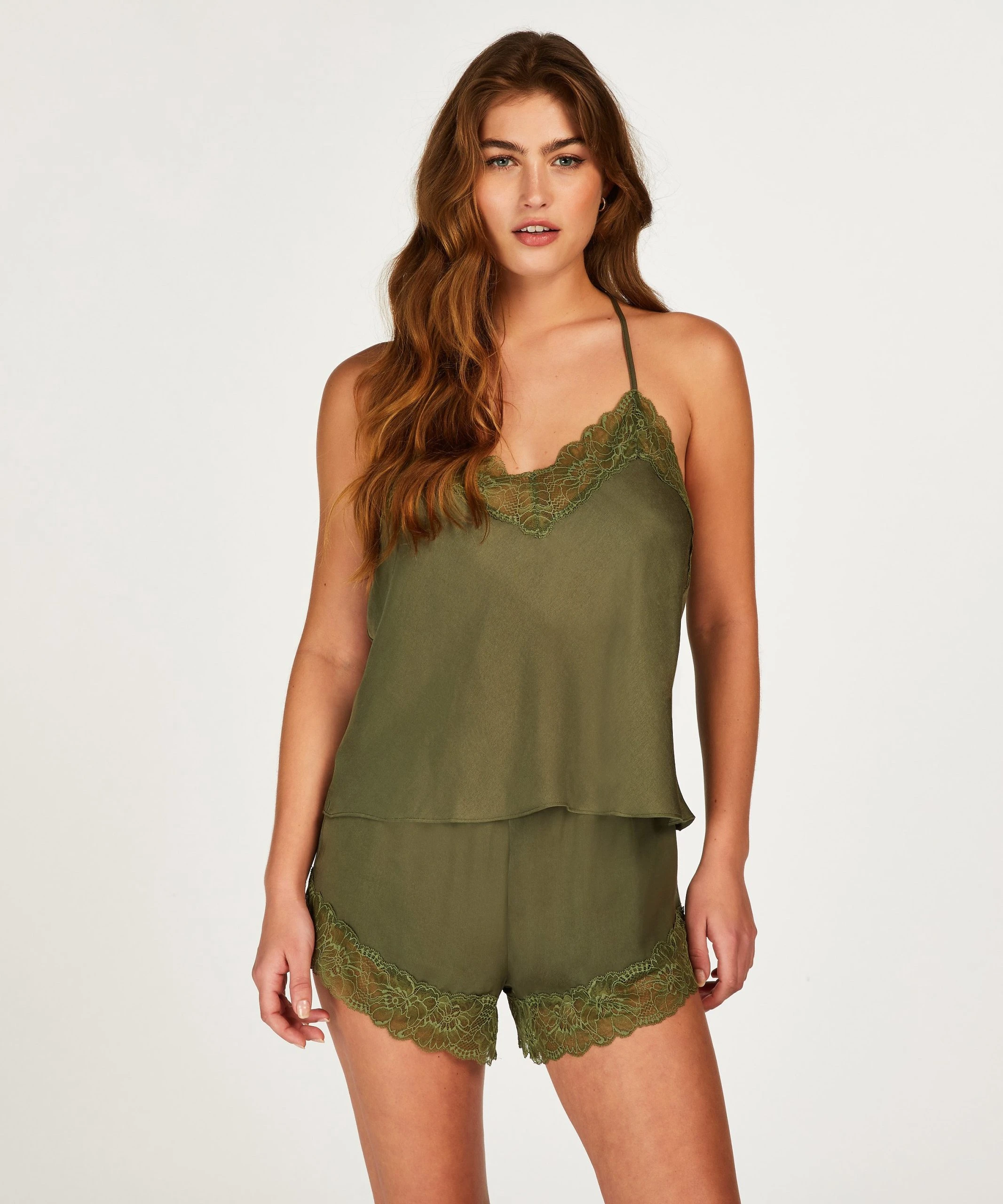 Short Satin 3 Short Satin
