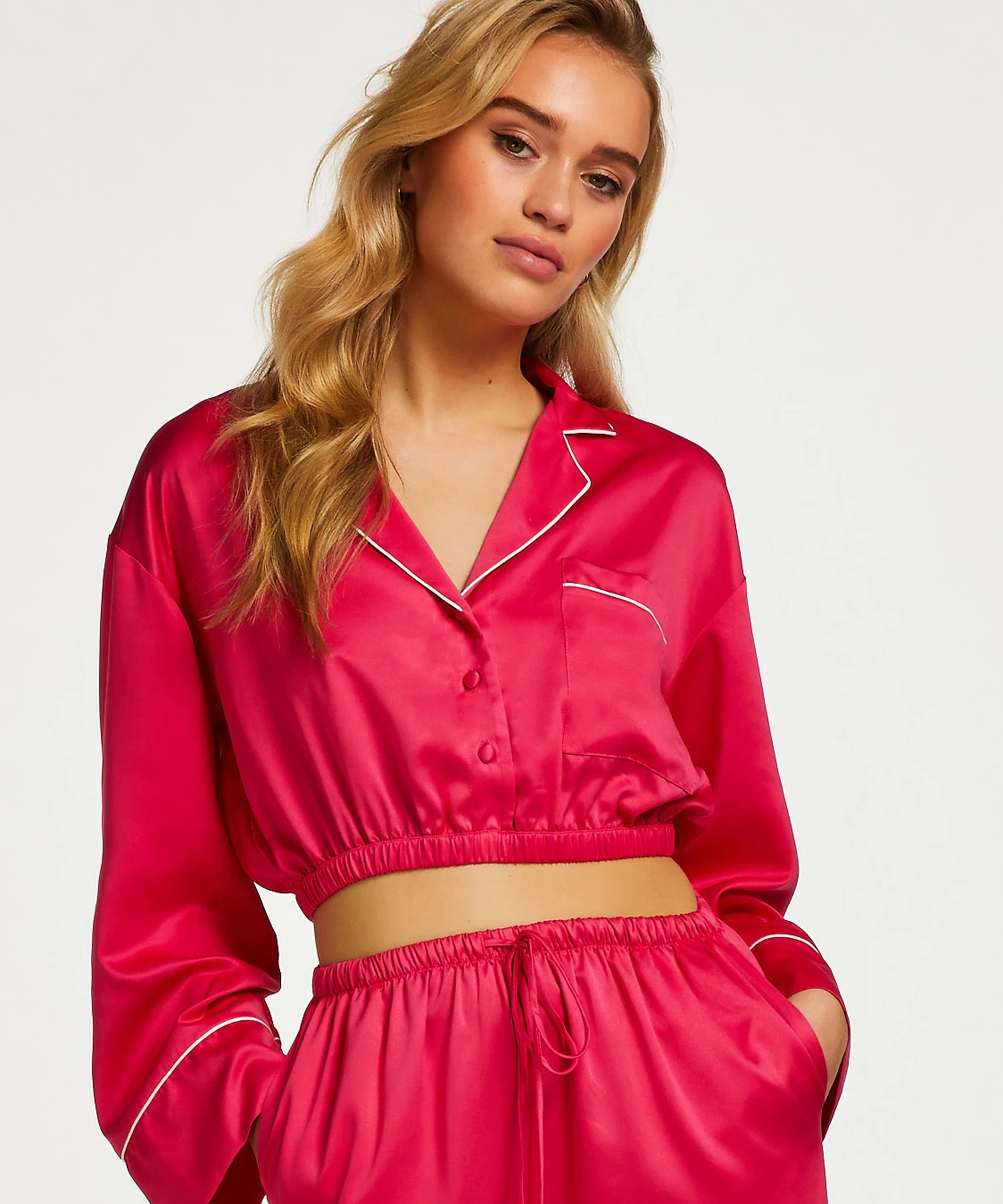 Langärmelige Cropped Fit-Jacke 3 Langärmelige Cropped Fit-Jacke